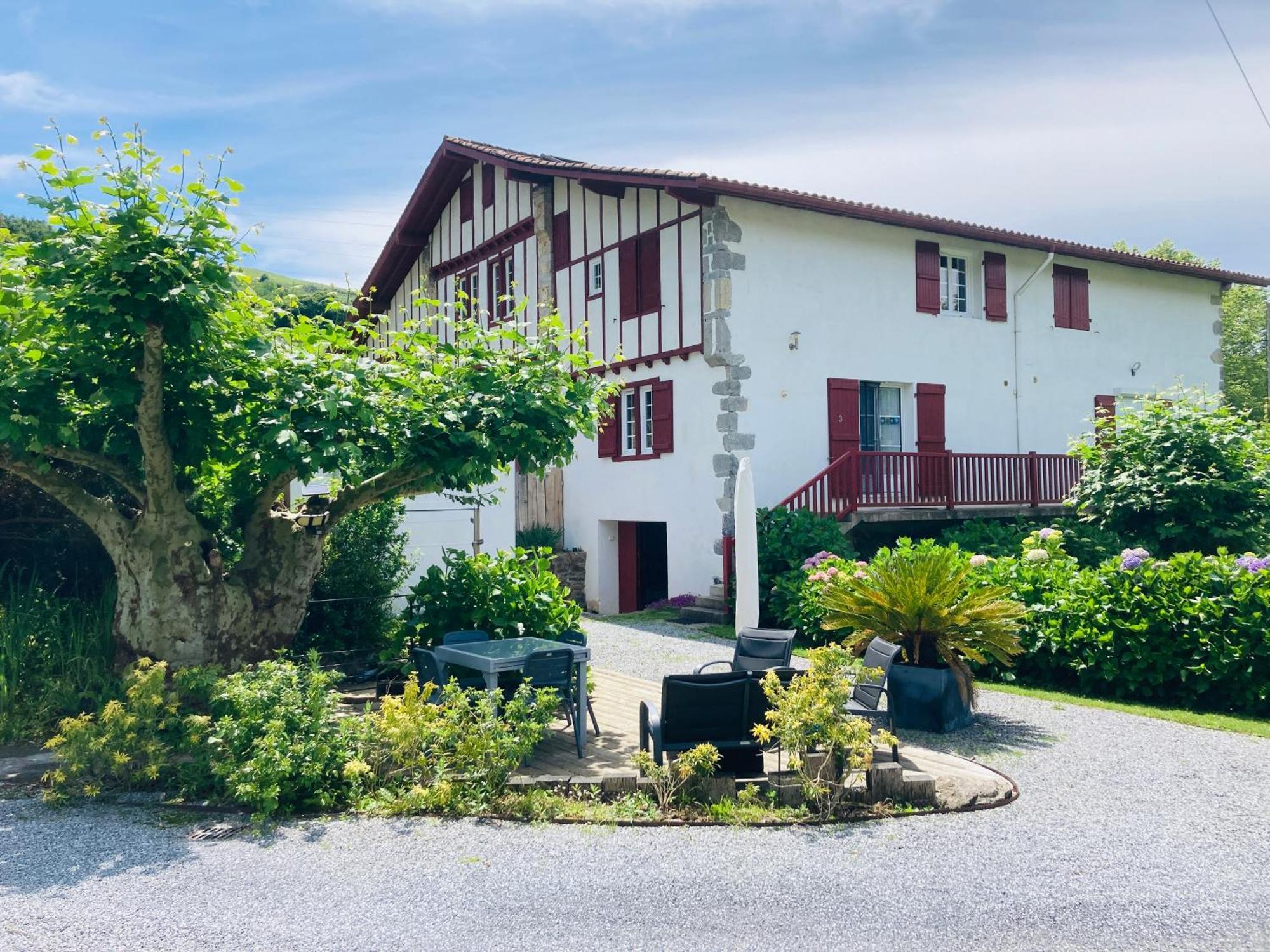 Location Eyheraldia - Votre T3 Au Coeur Du Pays Basque Hasparren Extérieur photo